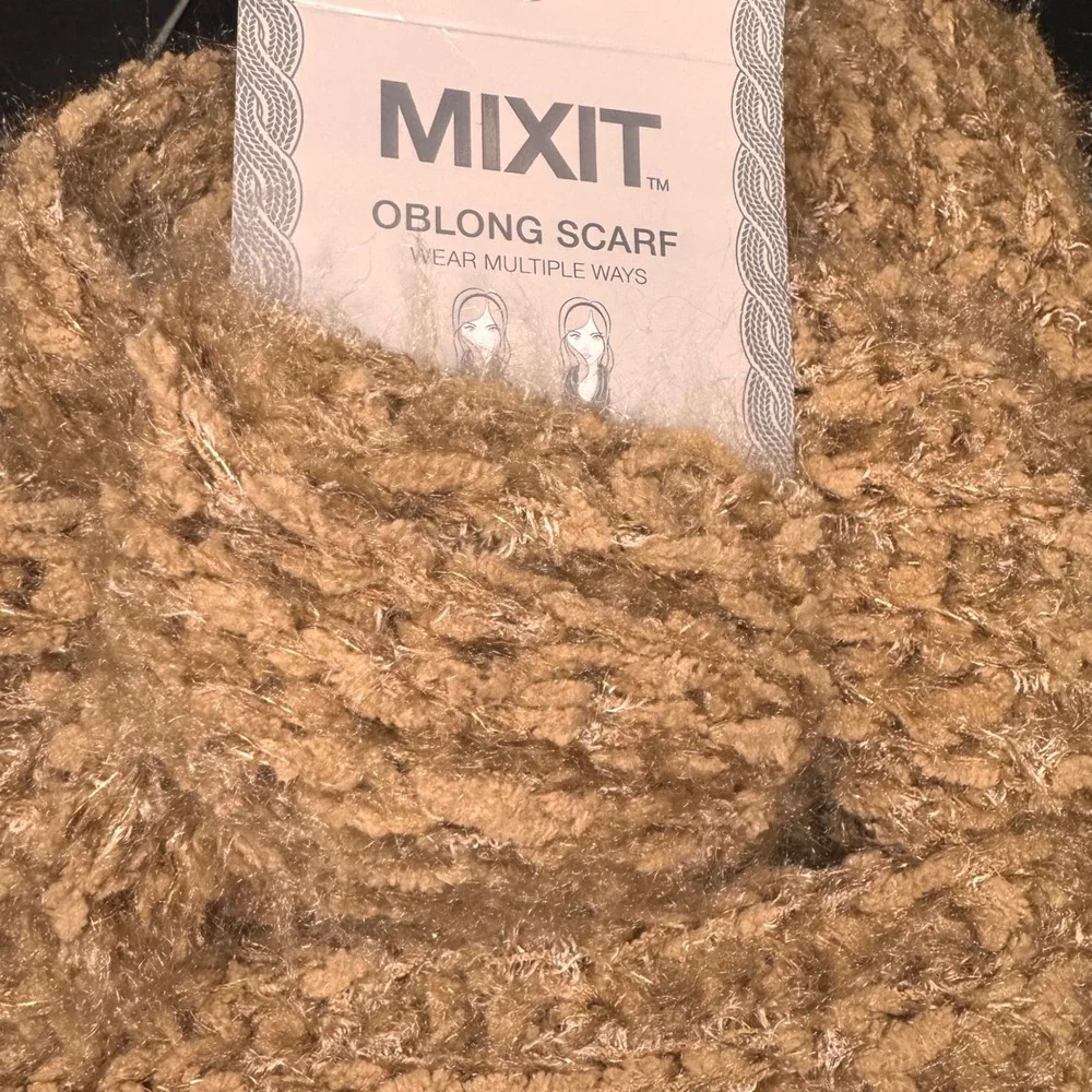 NWT New MIXIT Oblong‎ Scarf Wear Multiple Ways Cozy Shaggy Fringe Tan One Size